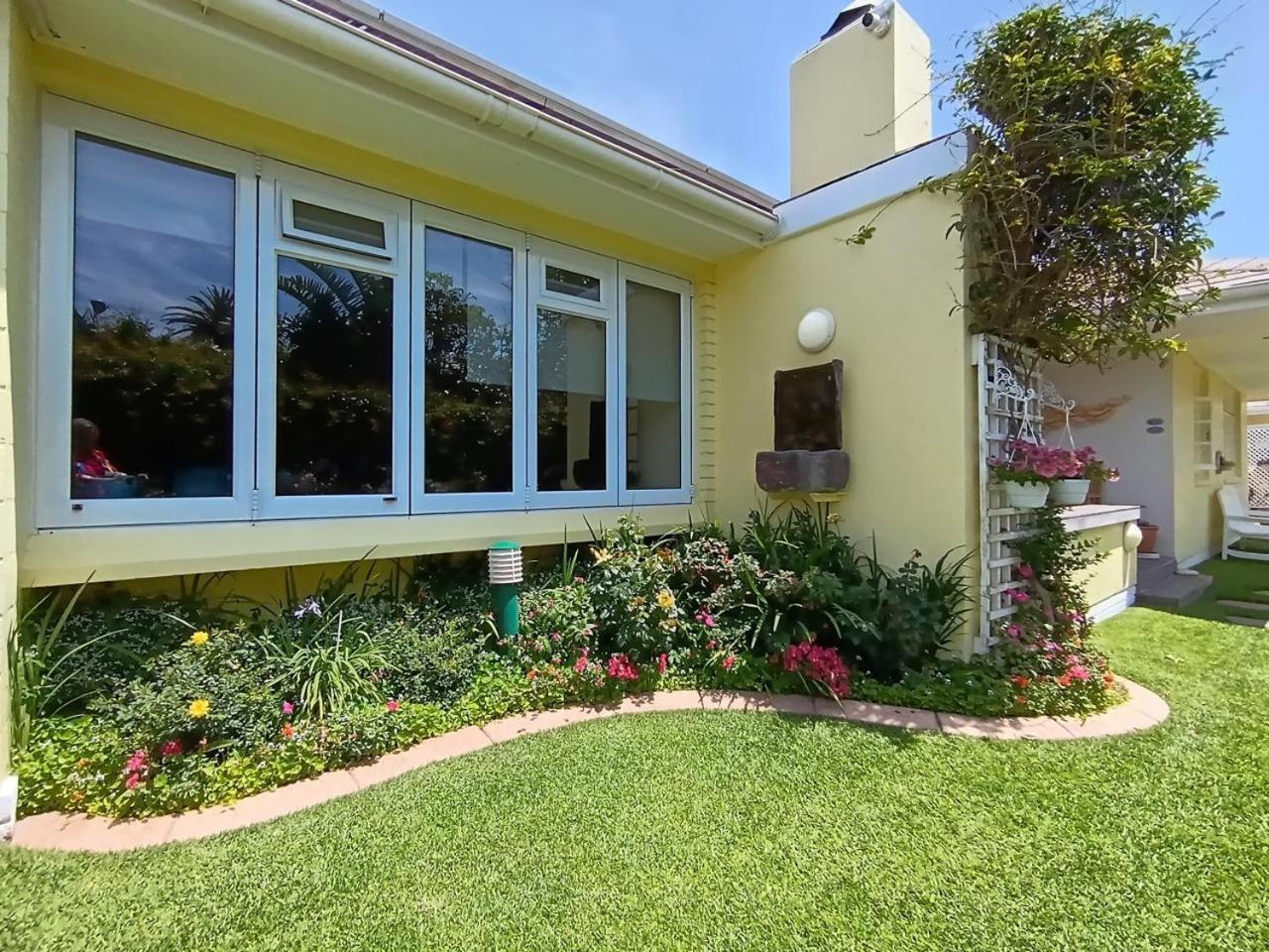 On The Bay Bed & Breakfast Port Elizabeth Exterior foto